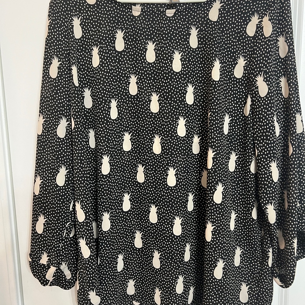 41 Hawthorn PineApple Black and White Blouse